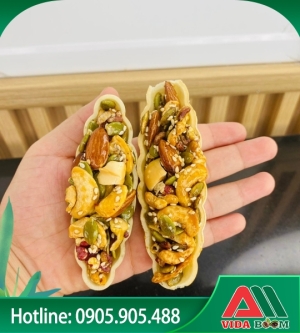 Bánh thuyền siêu hạt (bịch 500gr, gồm 22-25 thanh)